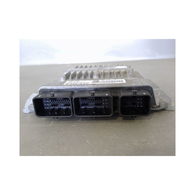 CALCULATEUR MOTEUR CITROEN C4