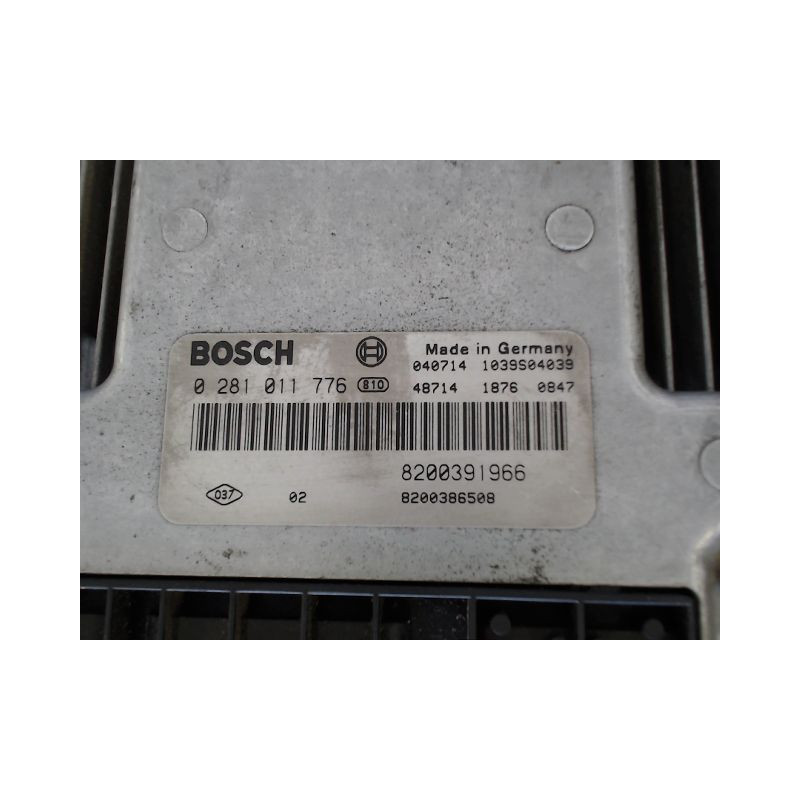 CALCULATEUR MOTEUR RENAULT MEGANE