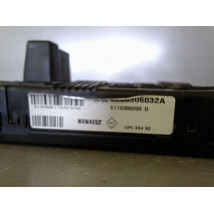 BOITE A FUSIBLES RENAULT MEGANE