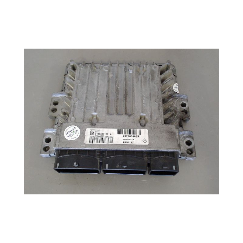 CALCULATEUR MOTEUR RENAULT MEGANE