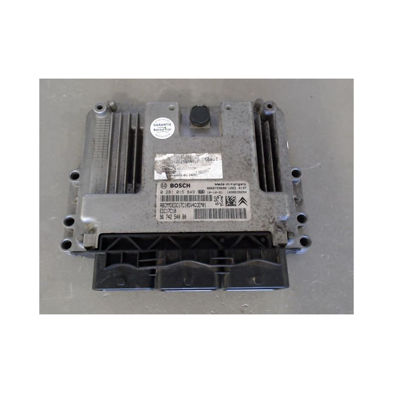 CALCULATEUR MOTEUR PEUGEOT 207