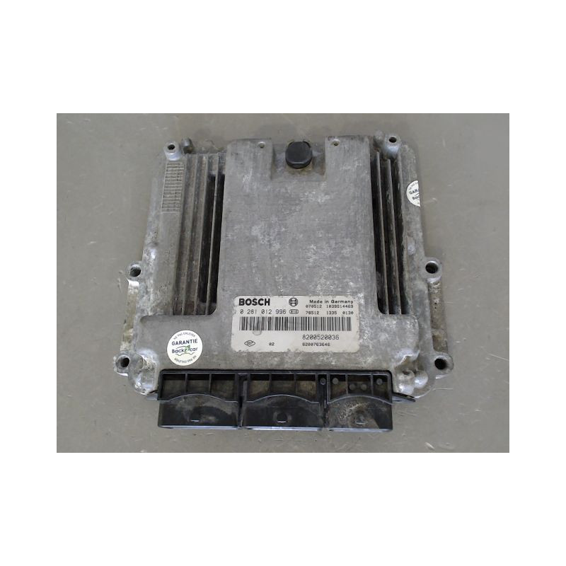 CALCULATEUR MOTEUR RENAULT ESPACE