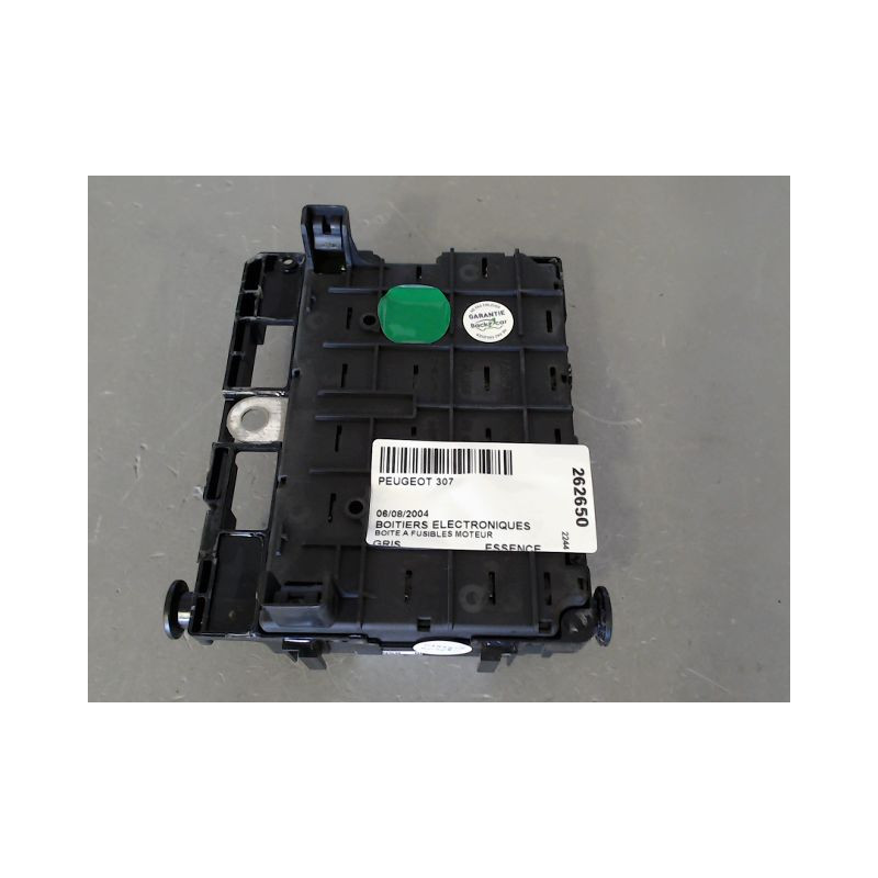 BOITE A FUSIBLES PEUGEOT 307