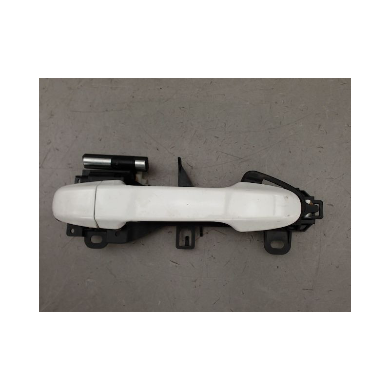 POIGNEE EXTERIEURE PORTE AVANT DROIT TOYOTA YARIS