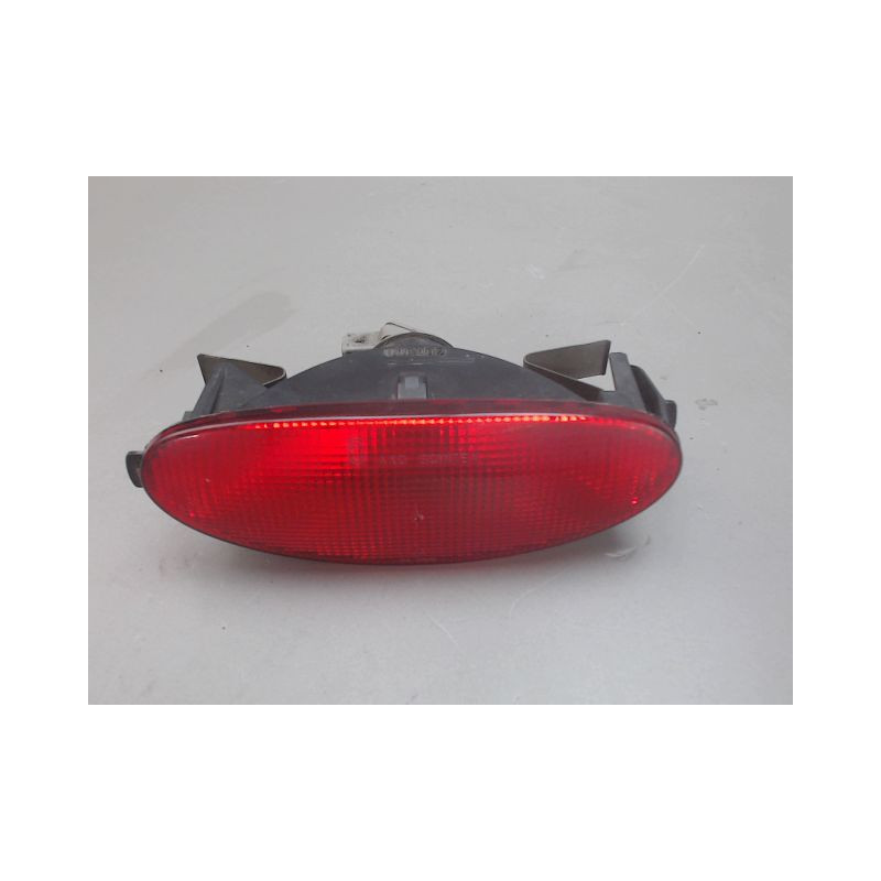 FEU BROUILLARD CENTRAL ARRIERE PEUGEOT 206