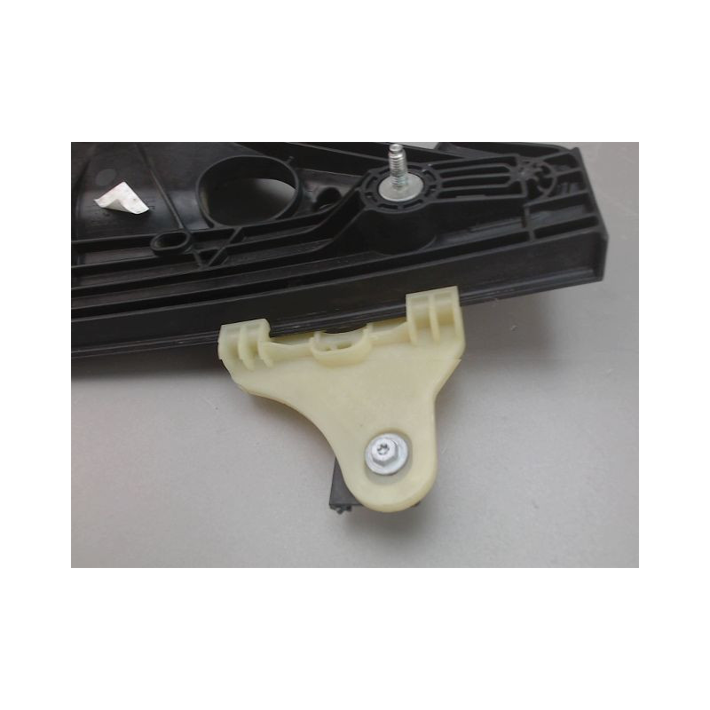 MECANISME LEVE-GLACE ARRIERE DROIT RENAULT CLIO