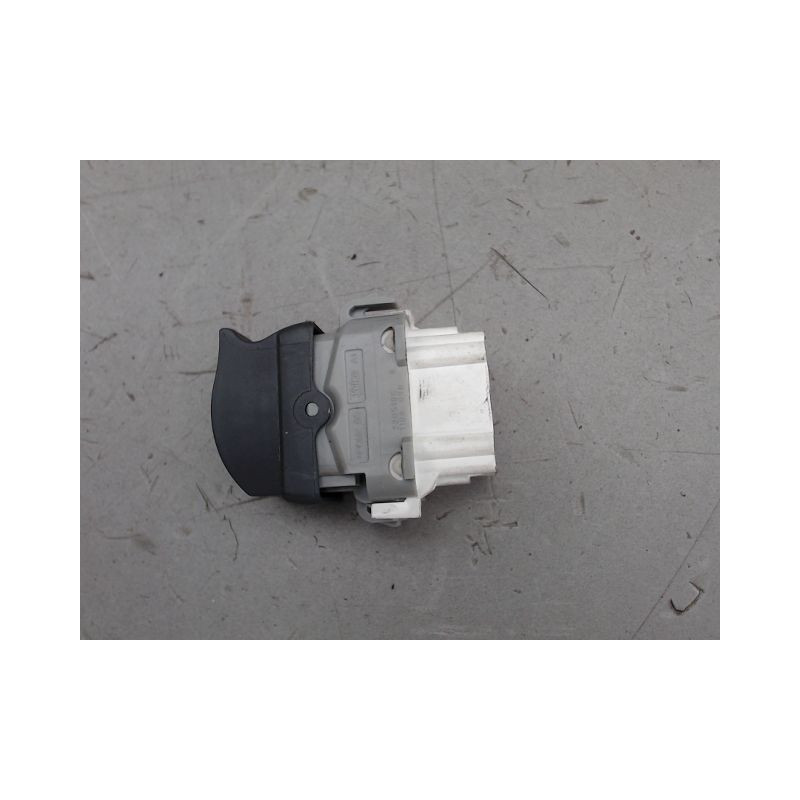 COMMANDE LEVE-GLACE PORTE ARD RENAULT ESPACE