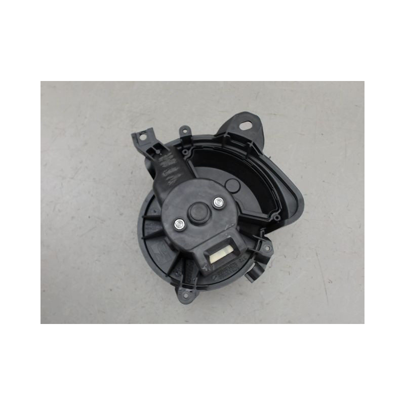 MOTEUR VENTILATEUR CHAUFFAGE OPEL CORSA