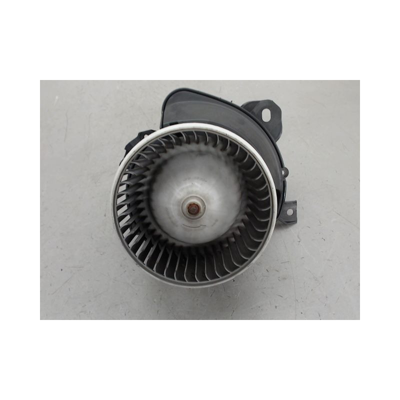 MOTEUR VENTILATEUR CHAUFFAGE OPEL CORSA