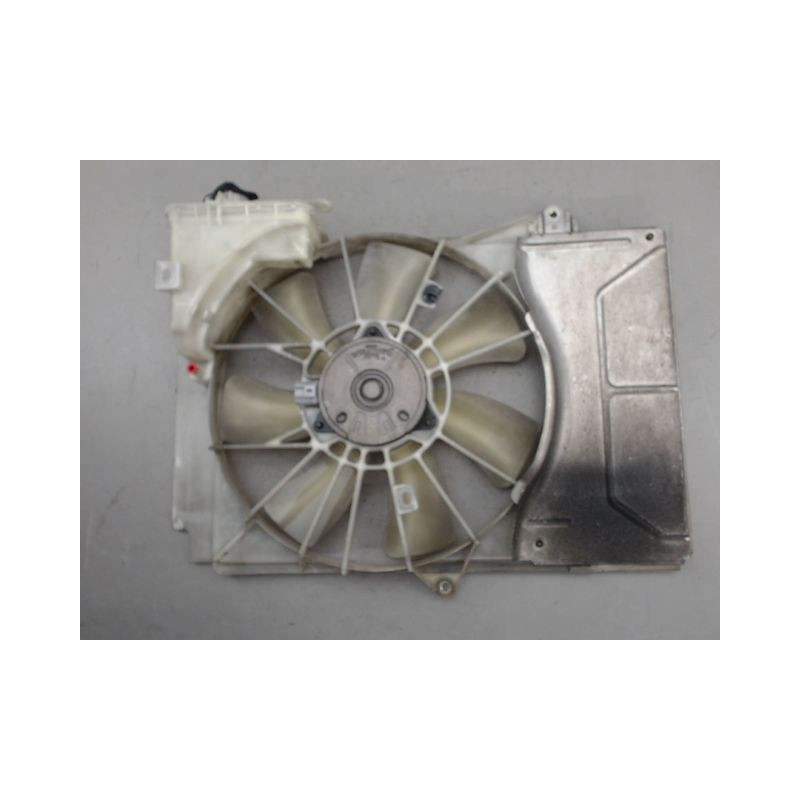 MOTEUR VENTILATEUR RADIATEUR TOYOTA YARIS