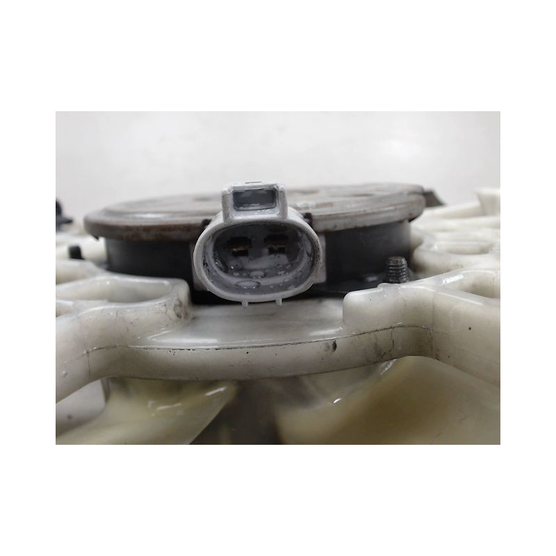 MOTEUR VENTILATEUR RADIATEUR TOYOTA YARIS