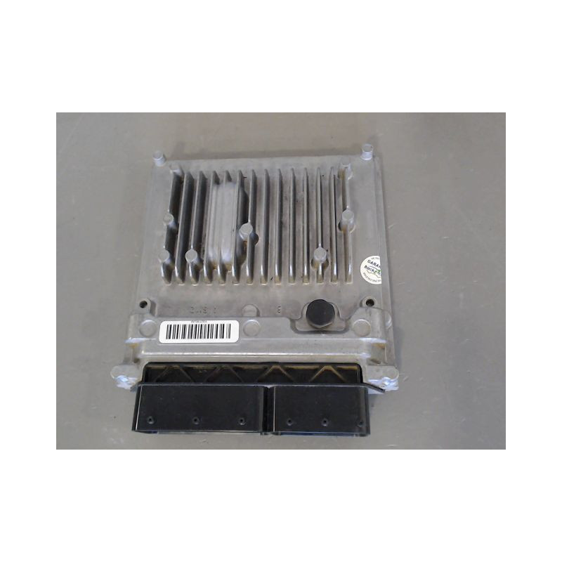 CALCULATEUR MOTEUR MERCEDES CLASSE B