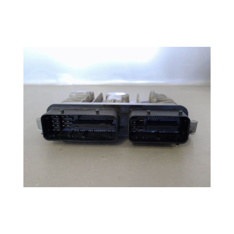 CALCULATEUR MOTEUR OPEL ASTRA