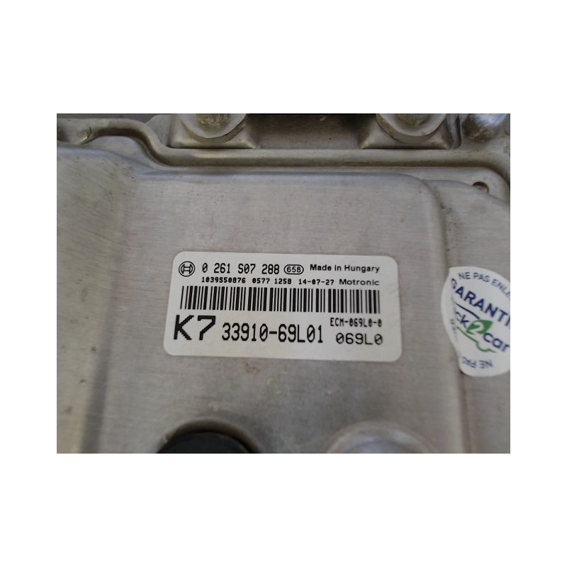 CALCULATEUR MOTEUR SUZUKI SWIFT