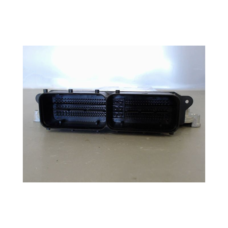 CALCULATEUR MOTEUR KIA RIO