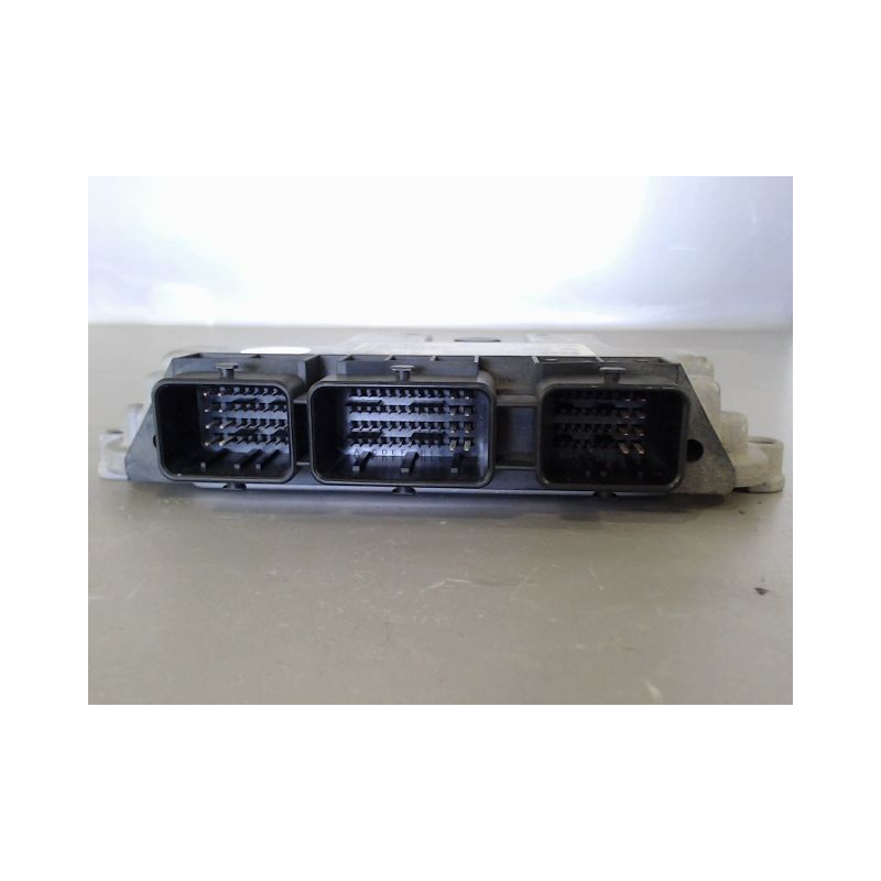 CALCULATEUR MOTEUR PEUGEOT 307