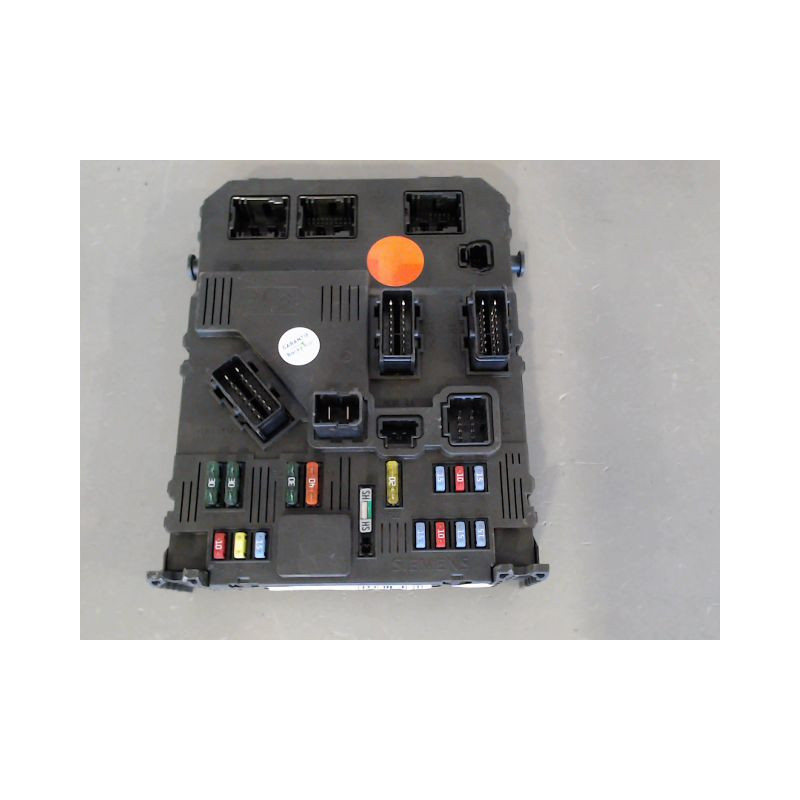 BOITIER GESTION HABITACLE PEUGEOT 206