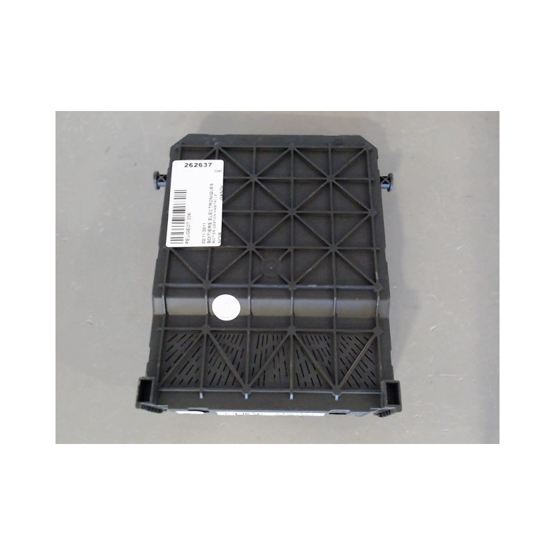 BOITIER GESTION HABITACLE PEUGEOT 206