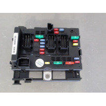 BOITE A FUSIBLES PEUGEOT 206