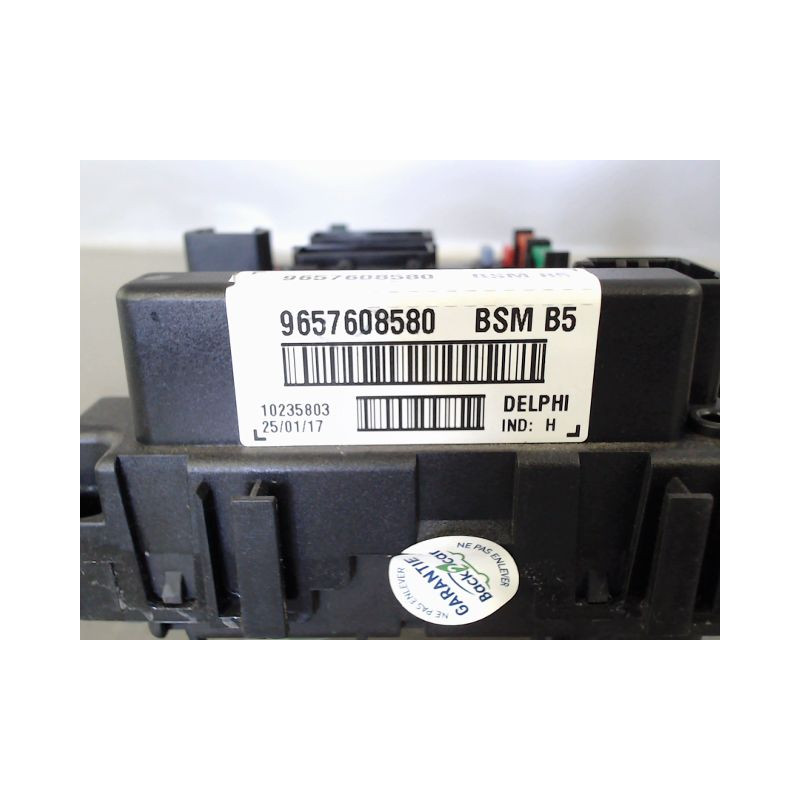 BOITE A FUSIBLES PEUGEOT 206