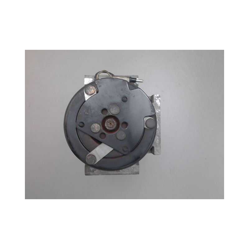 COMPRESSEUR AIR CONDITIONNE RENAULT KANGOO