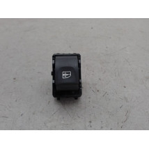 COMMANDE LEVE-GLACE PORTE AVD RENAULT KADJAR
