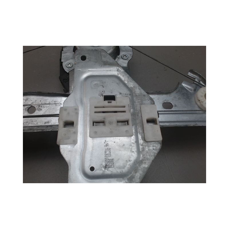 MECANISME LEVE-GLACE ARRIERE DROIT CITROEN C3