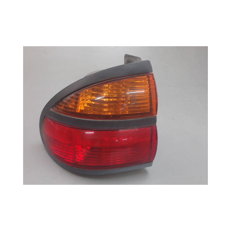 FEU ARRIERE GAUCHE  RENAULT LAGUNA
