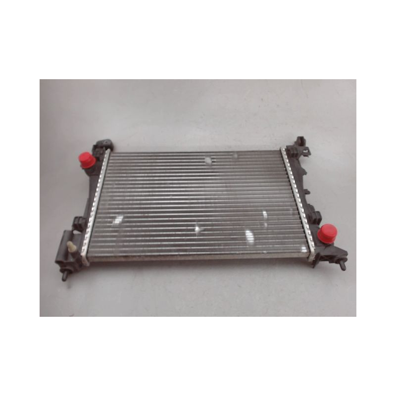 RADIATEUR FIAT PUNTO