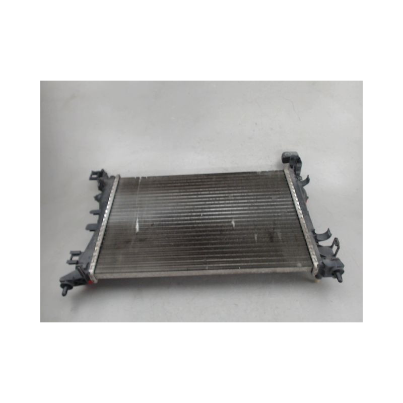 RADIATEUR FIAT PUNTO