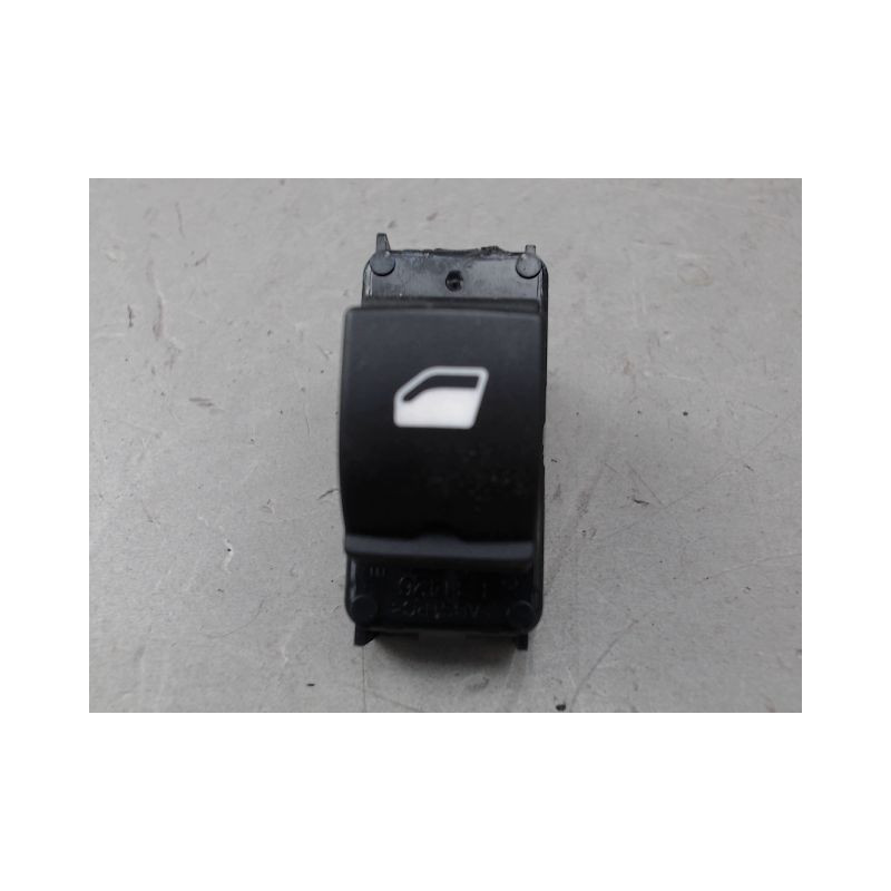 COMMANDE LEVE-GLACE PORTE AVD PEUGEOT 308
