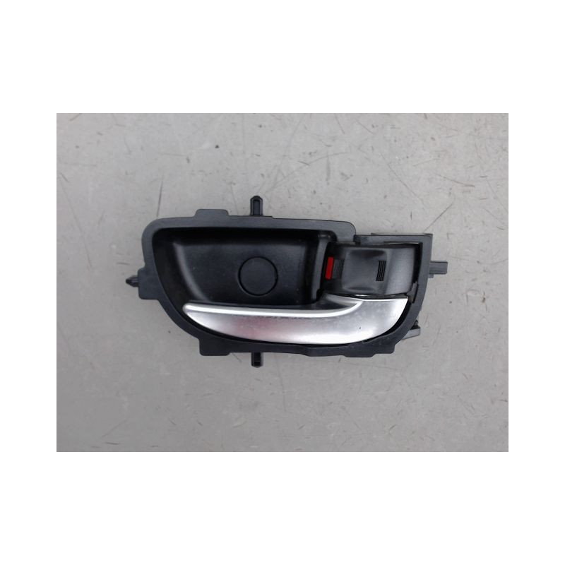 POIGNEE INTERIEURE PORTE AVANT DROIT TOYOTA YARIS