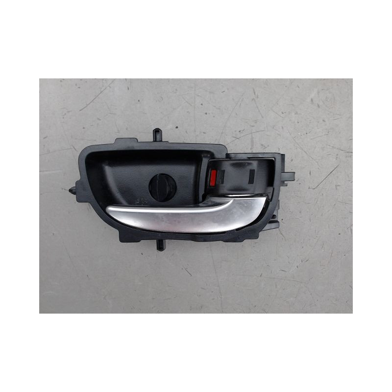 POIGNEE INTERIEURE PORTE ARRIERE DROIT TOYOTA YARIS