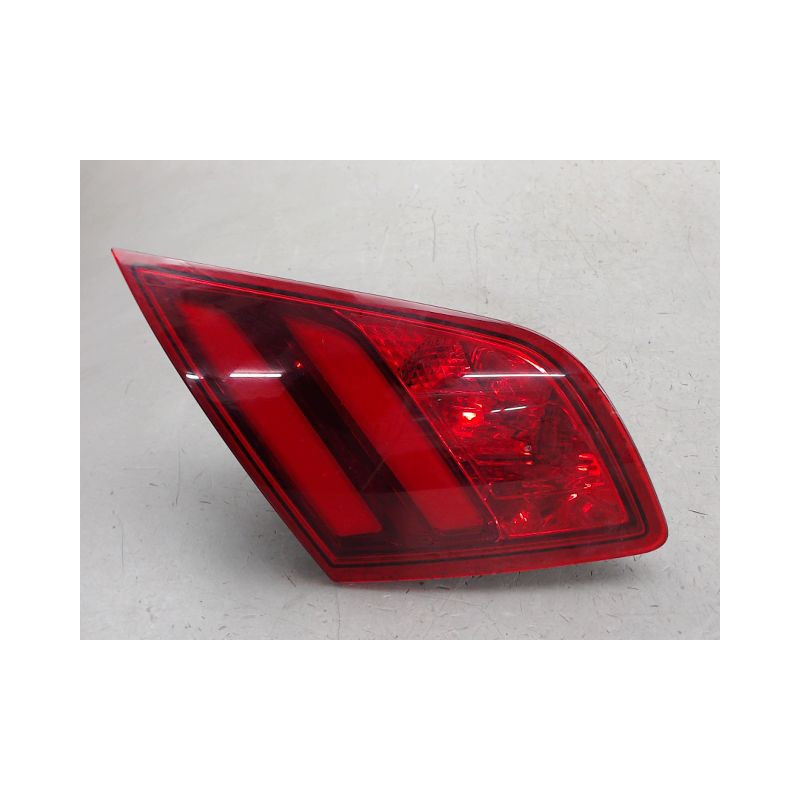 FEU ARRIERE INTERIEUR GAUCHE PEUGEOT 308