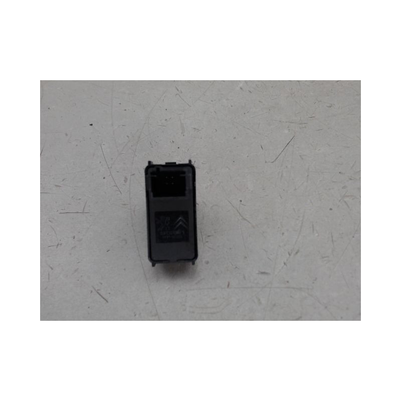 COMMANDE LEVE-GLACE PORTE AVD PEUGEOT 3008