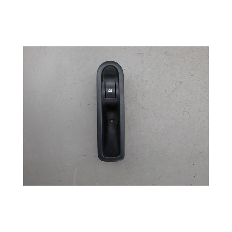COMMANDE LEVE-GLACE PORTE ARD RENAULT MEGANE