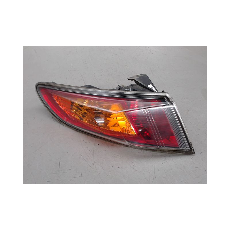 FEU ARRIERE GAUCHE  HONDA CIVIC