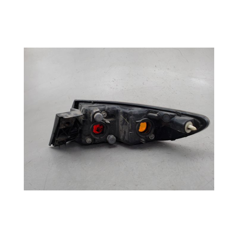FEU ARRIERE GAUCHE  HONDA CIVIC