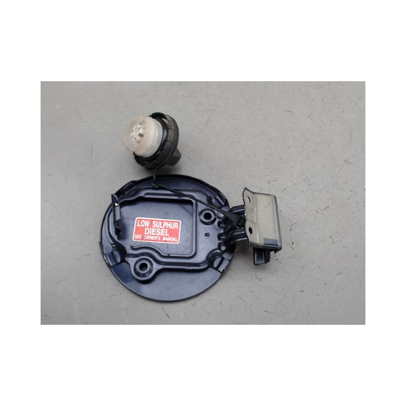 VOLET DE TRAPPE CARBURANT TOYOTA YARIS