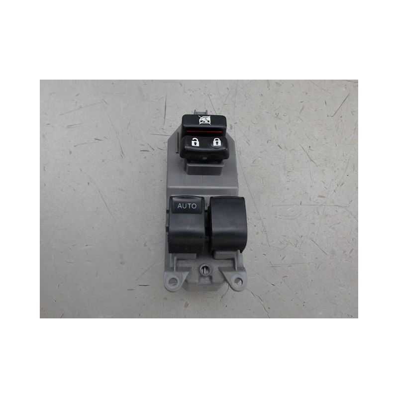 COMMANDE LEVE-GLACE PORTE AVG TOYOTA YARIS