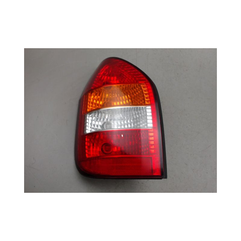 FEU ARRIERE GAUCHE  OPEL ZAFIRA
