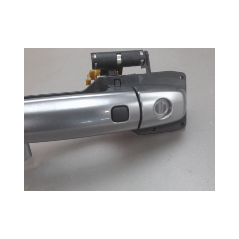 POIGNEE EXTERIEURE PORTE AVANT GAUCHE SUZUKI SWIFT
