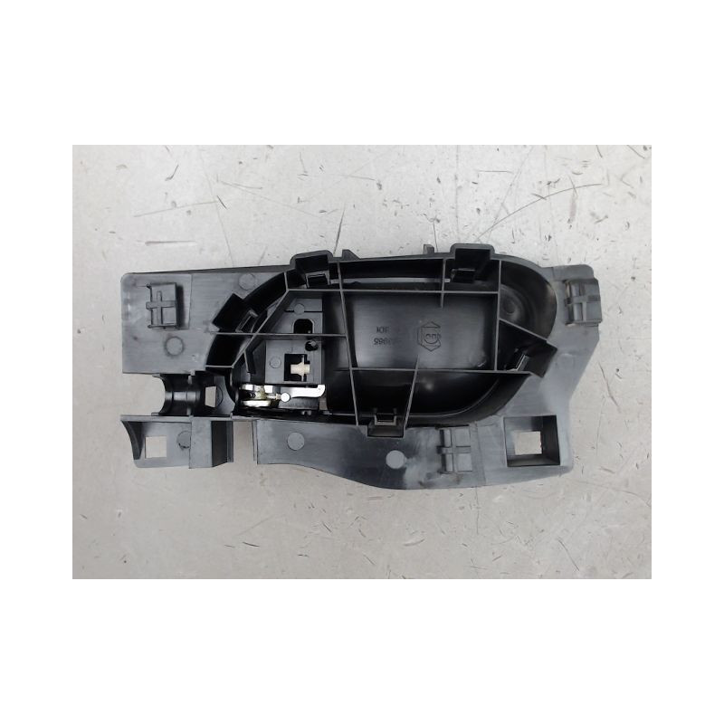 POIGNEE INTERIEURE PORTE ARRIERE DROIT PEUGEOT 2008