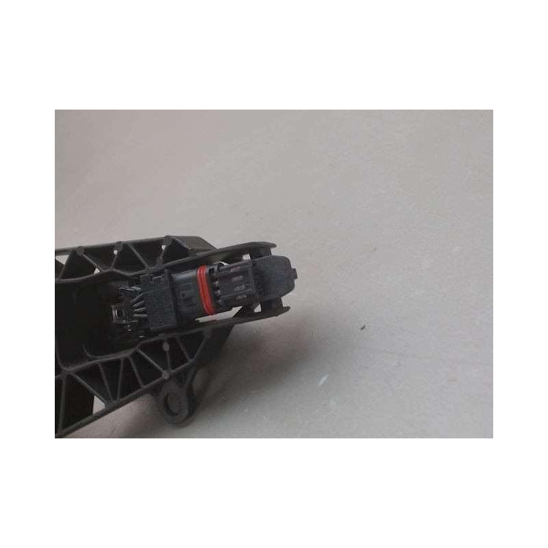 POIGNEE EXTERIEURE PORTE ARRIERE GAUCHE B.M.W. X5