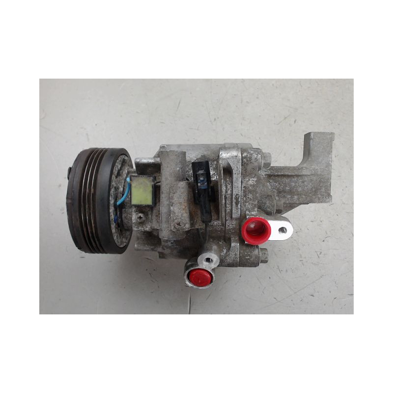 COMPRESSEUR AIR CONDITIONNE SUZUKI SWIFT