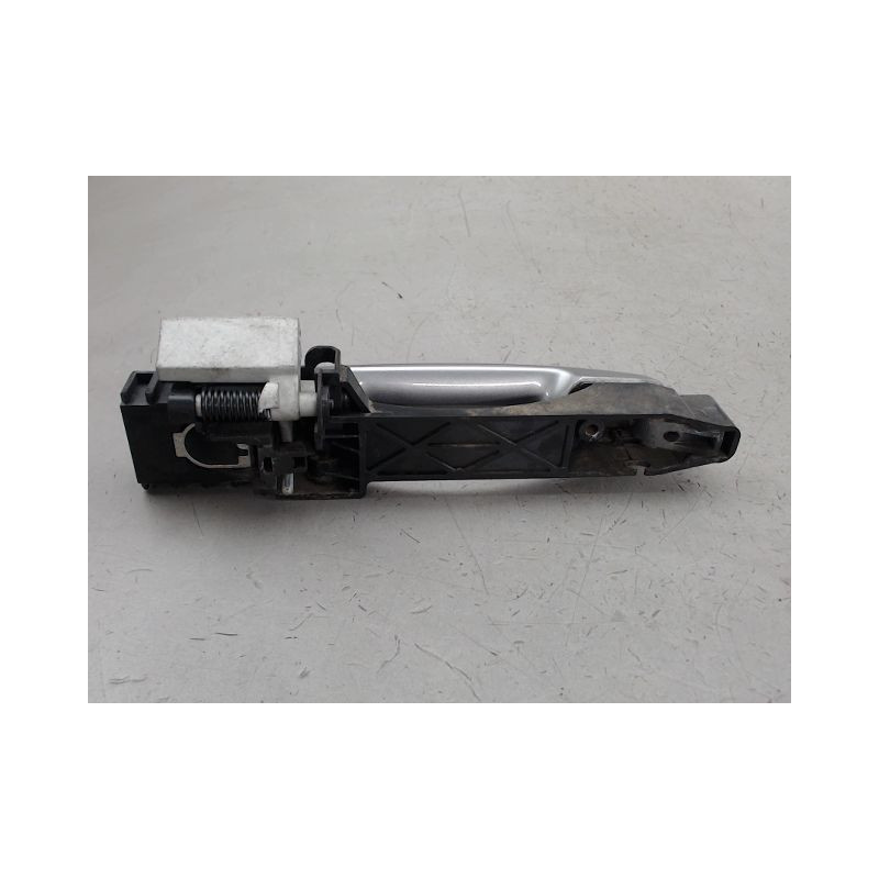 POIGNEE EXTERIEURE PORTE ARRIERE GAUCHE NISSAN QASHQAI