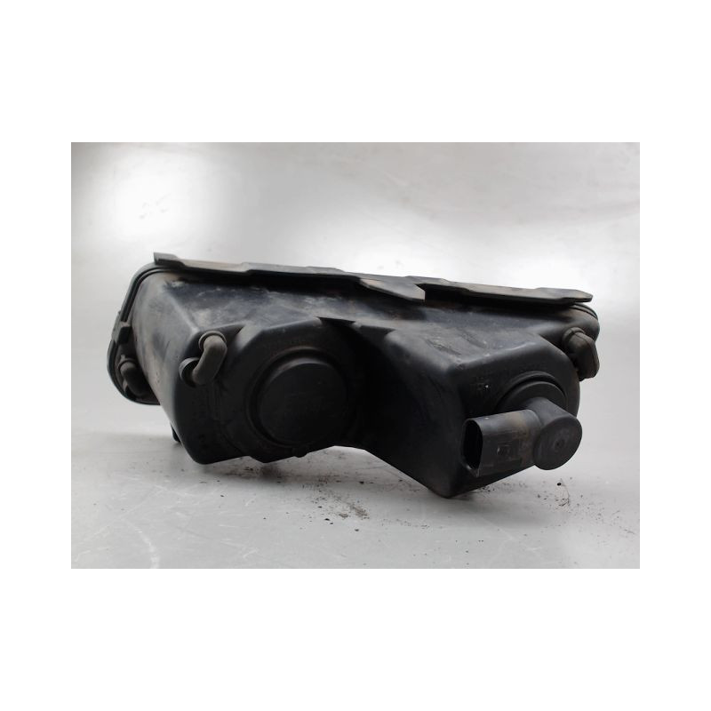PHARE ANTIBROUILLARD AVANT DROIT VOLKSWAGEN POLO