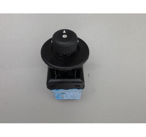 COMMANDE RETROVISSEUR EXT ELECTRIQUE