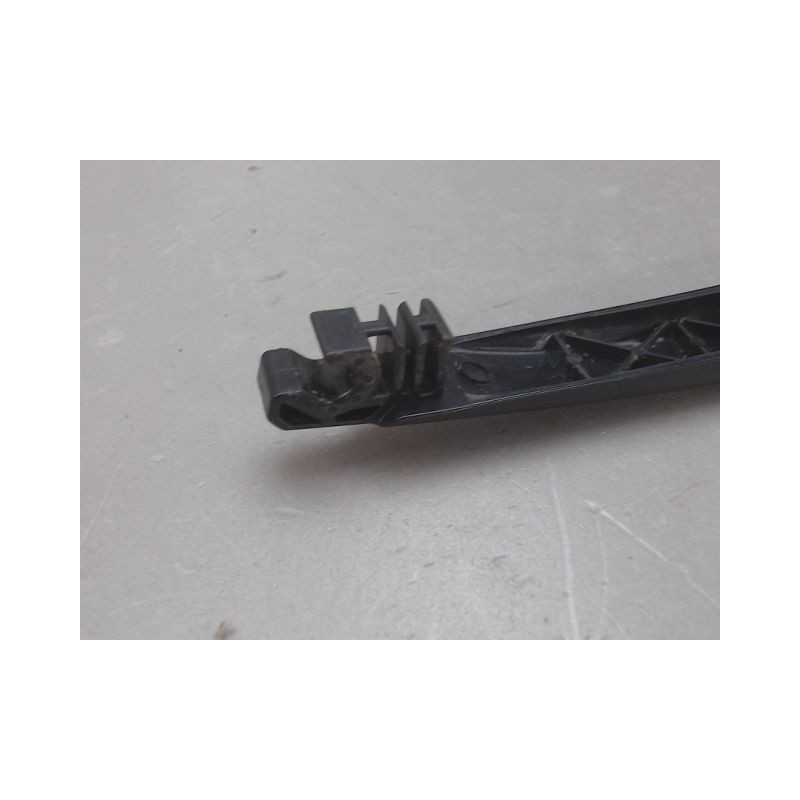 BRAS ESSUIE-GLACE ARRIERE TOYOTA YARIS