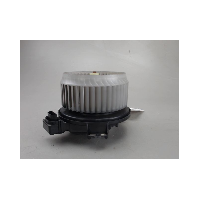 MOTEUR VENTILATEUR CHAUFFAGE SUZUKI SWIFT